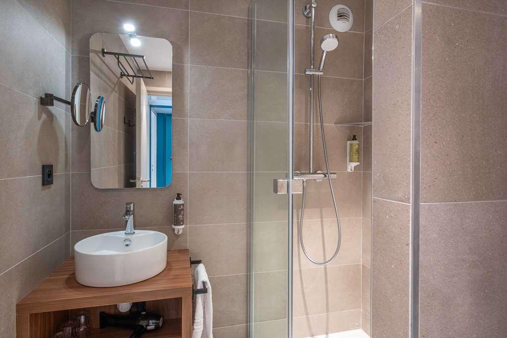 L'Escale Marine, The Originals Relais Hotel Crozon Kamer foto
